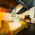 Apartment Piazza Venezia Lulus